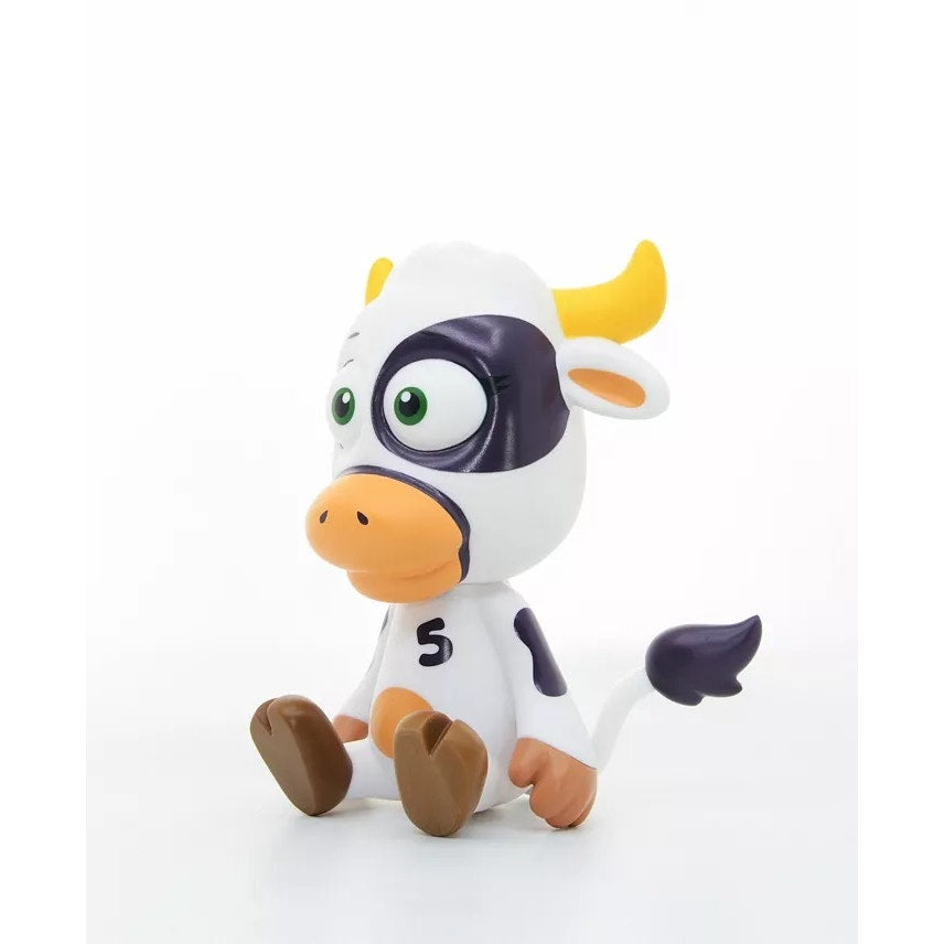 VeeFriends Collectible 6" Vinyl Common Sense Cow Figurine