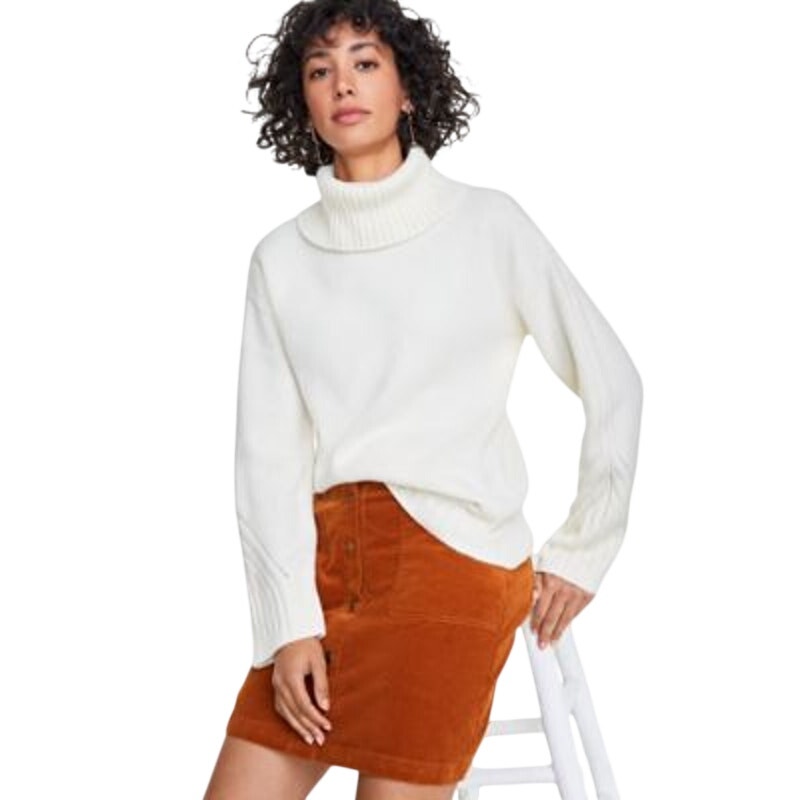On 34th Women's Relaxed Ribbed-Detail Turtleneck Sweater in Alabaster Cream