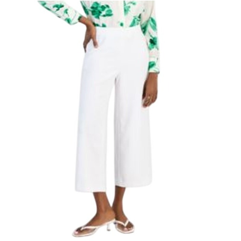 Bar III Women's Pull-On Cropped Pants in Blanco White