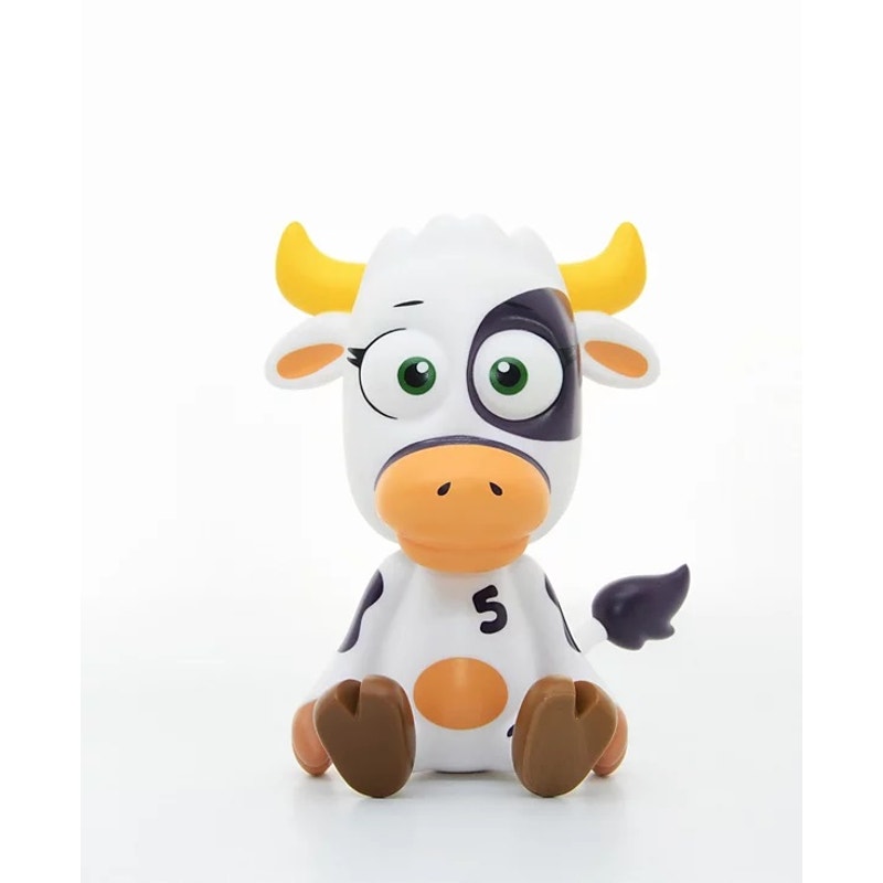 VeeFriends Collectible 6" Vinyl Common Sense Cow Figurine