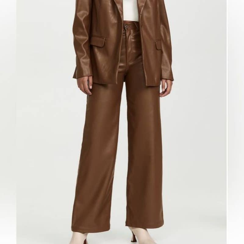 WEWOREWHAT Ladies Chocolate Brown Vegan Leather High Rise Dad Jean Pants