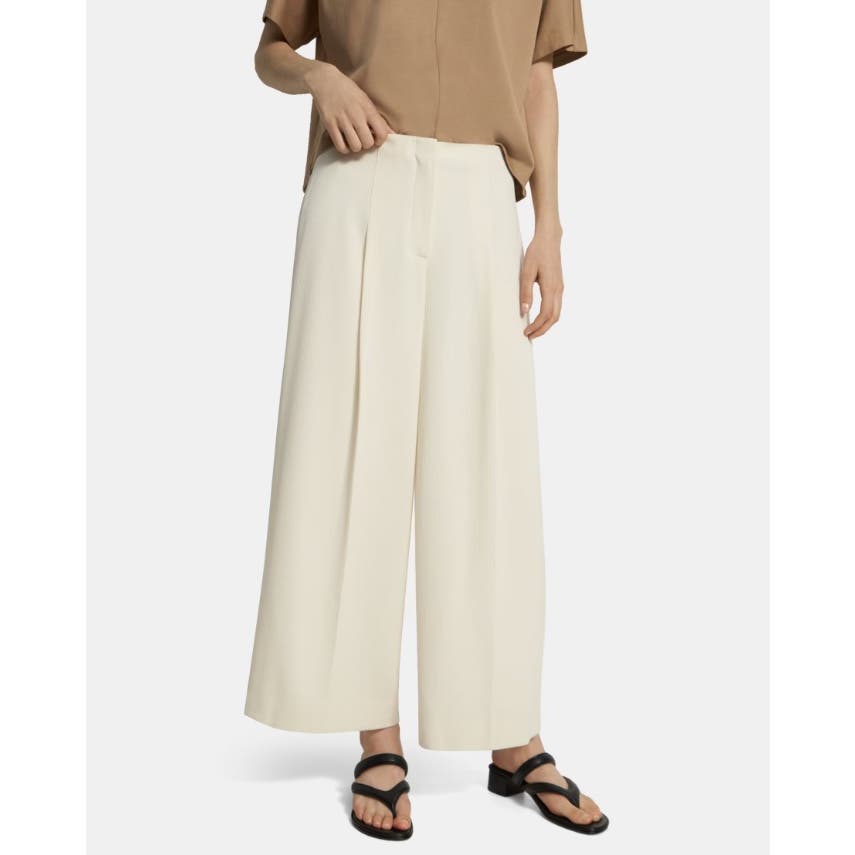 Theory Ladies Pleated Wide-Leg Pant in Striped Admiral Crepe