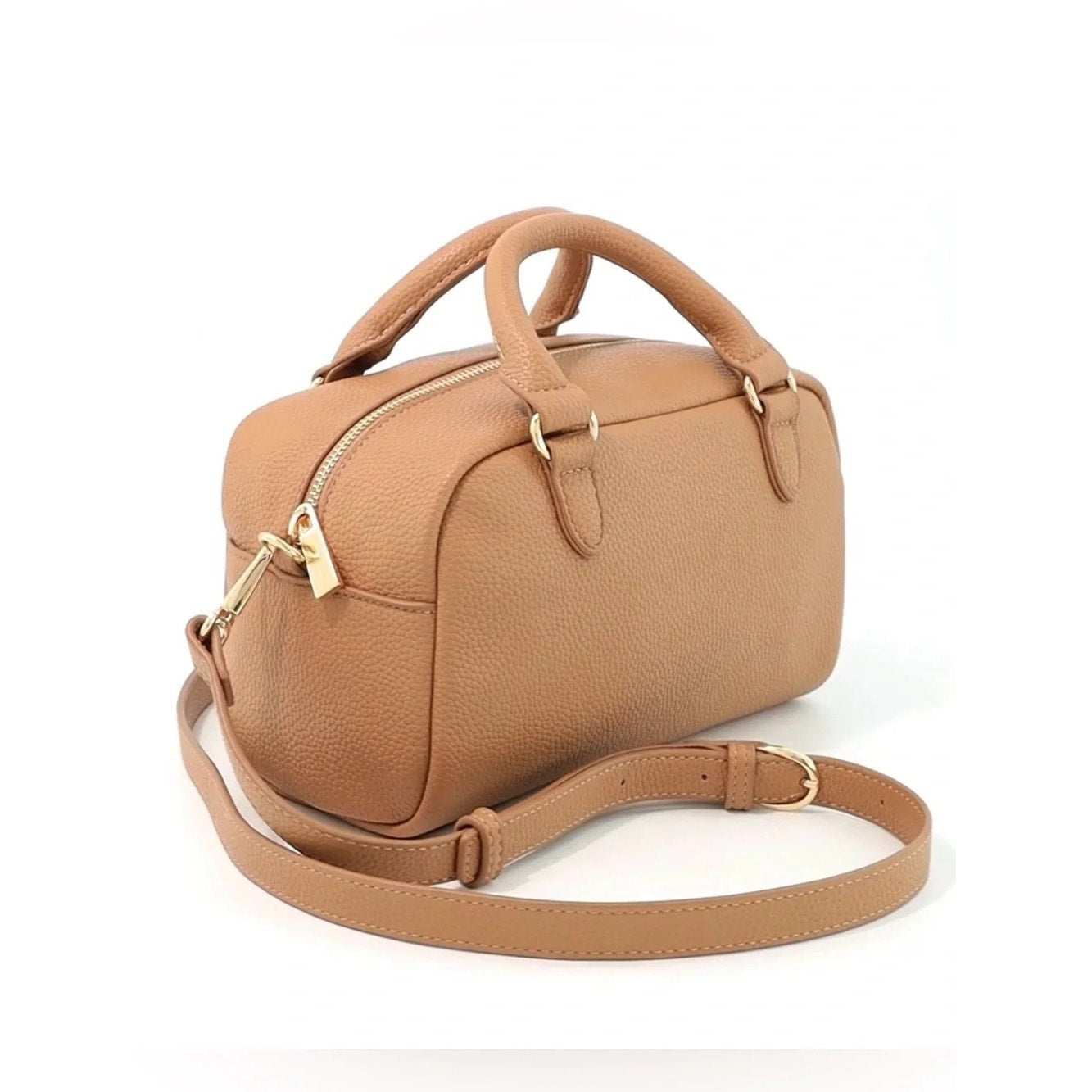 On 34th Broocke Small Pebble Crossbody Bag In Chicory Sand