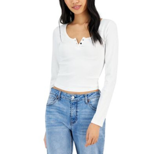 Planet Heart Juniors Henley Ribbed Long Sleeve Crop Tee in Pure White, Large