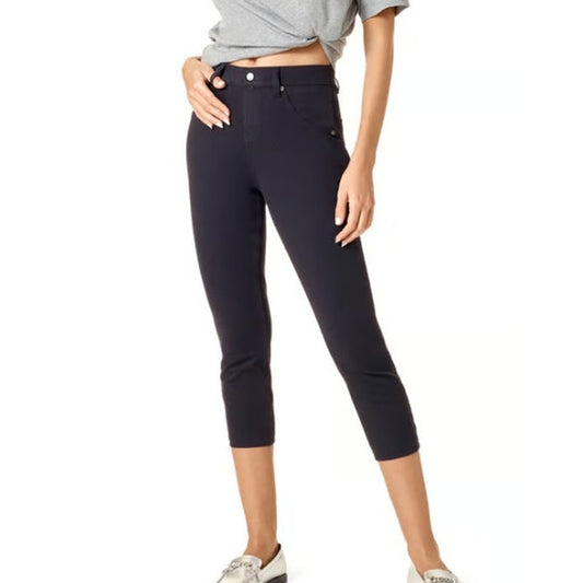 HUE Ultra Soft Denim Solid Black Capri Leggings
