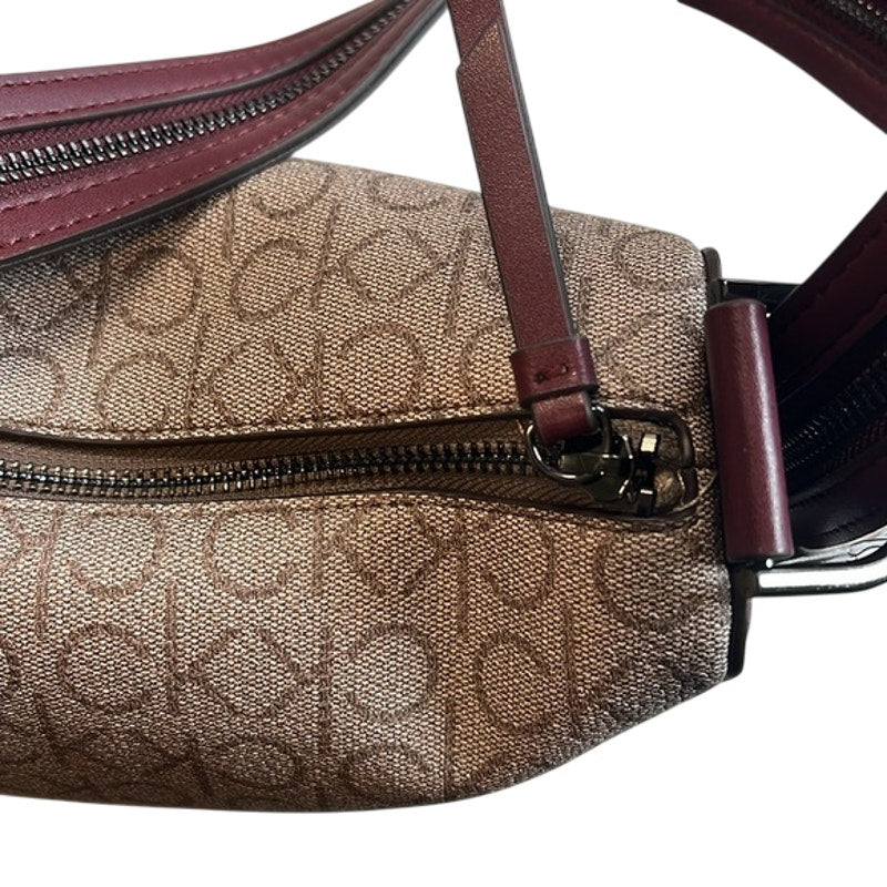 CALVIN KLEIN Medium Moss Signature Convertible Sling Bag In Rouge Multi