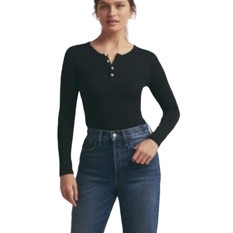 Planet Heart Juniors Henley Ribbed Long Sleeve Crop Tee in Black Beauty, Small