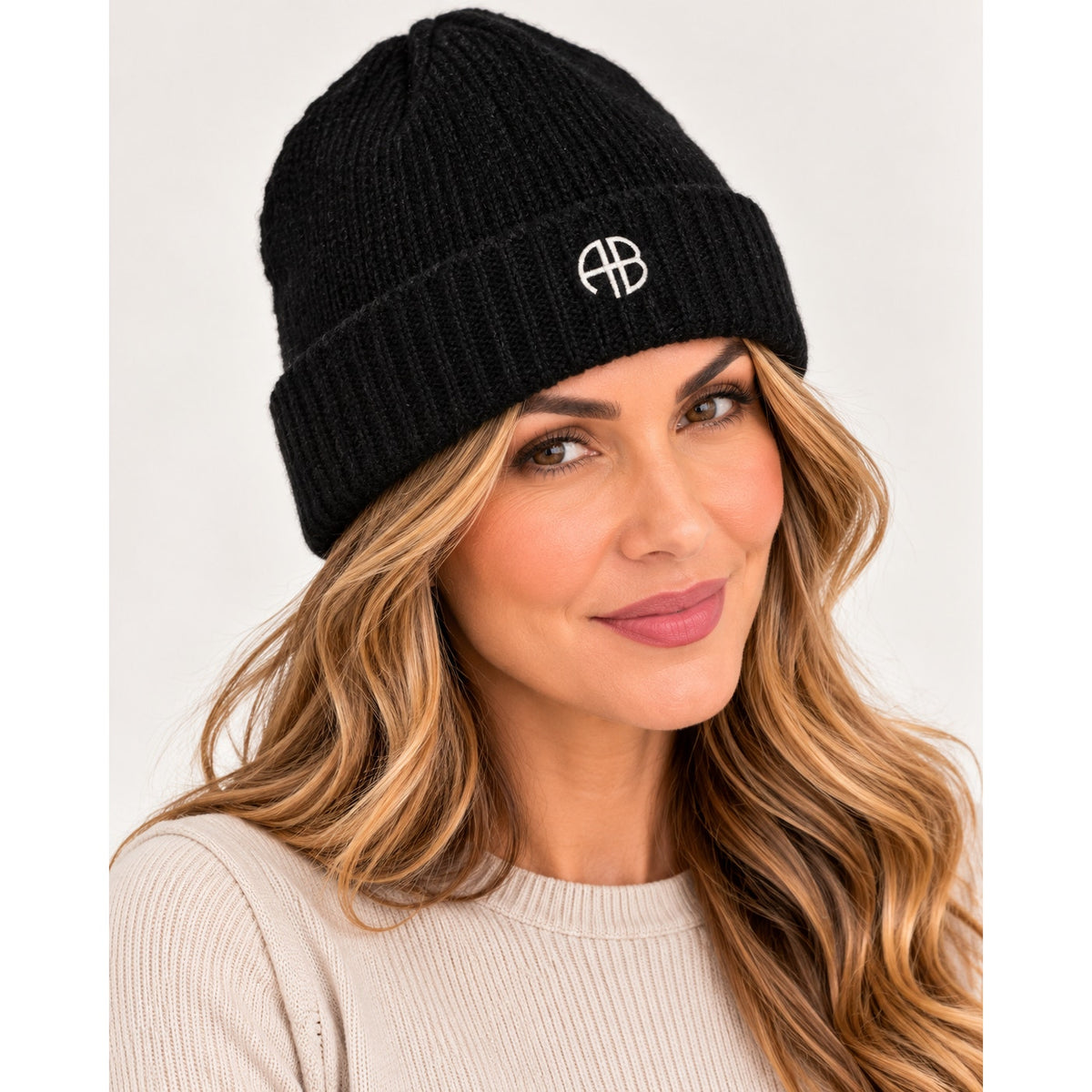 ANINE BING Elia Beanie in Black White Logo