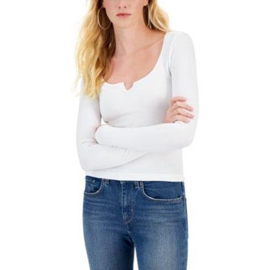 Planet Heart Juniors Notched Neckline Long Sleeve Crop Tee in Pure White, Large