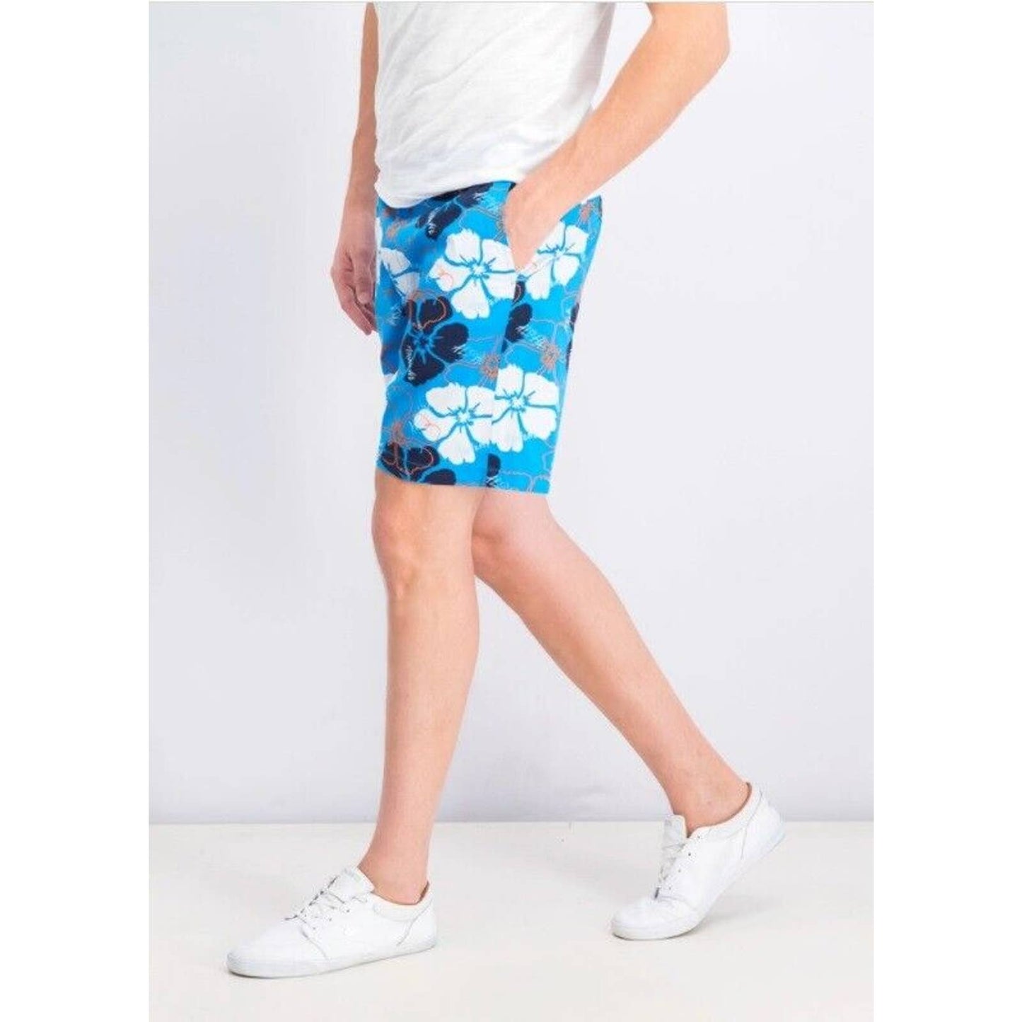 CLUB ROOM, Men's Blue Multi-Color Hawaiian Floral Boat Shorts, NWT, $55