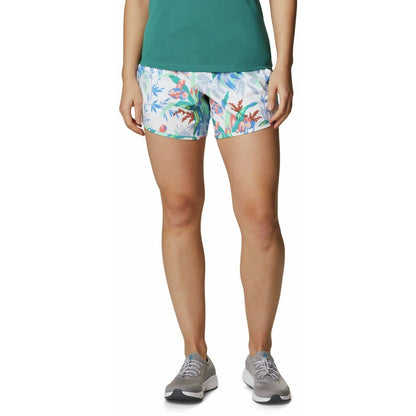 Columbia Women's Plus Size Bogata Bay Stretch Shorts White Magnolia Print