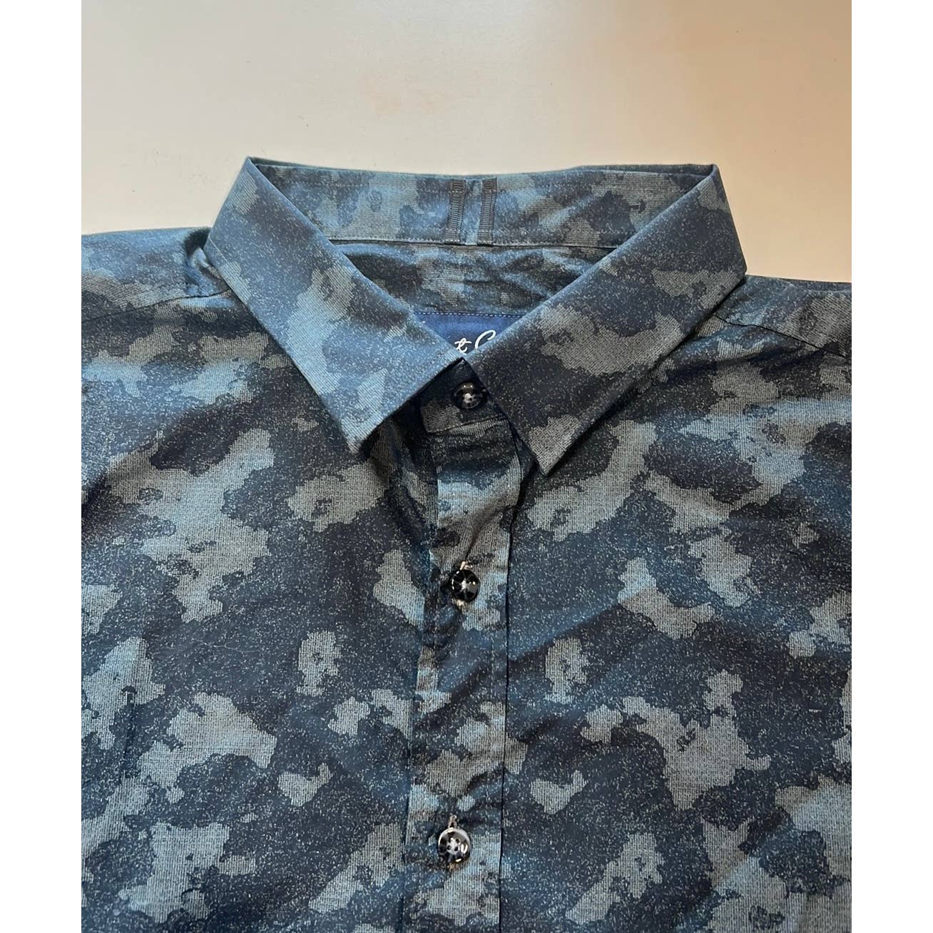 Robert Graham Men's "Kasseri" Camouflage Button-Down Shirt