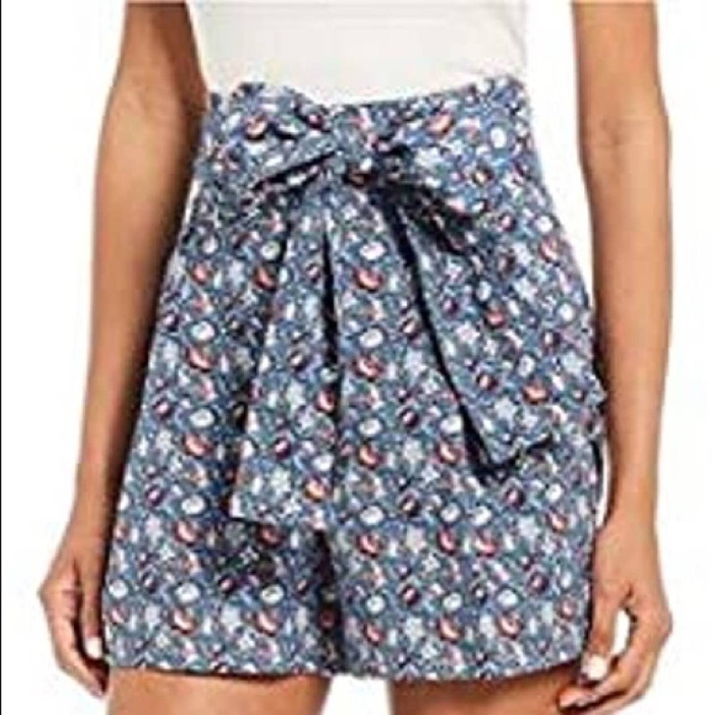 Antonio Melani Ladies Size 8 Floral Shorts, Waist Tie